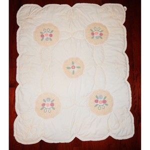 Crib Toddler Bed Comforter Cream Crocheted Roses Medallion Scalloped Edge